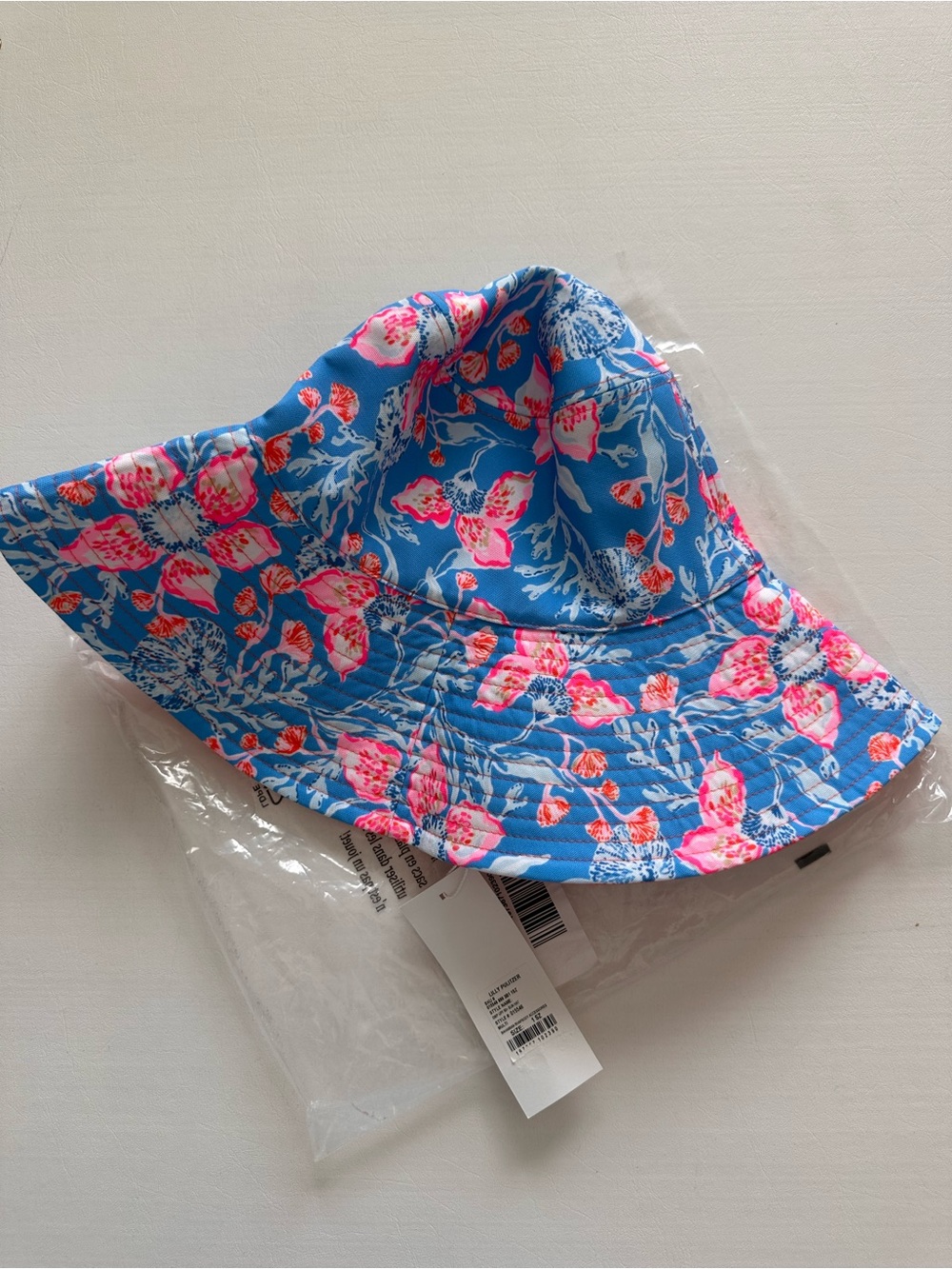 NWT Lilly Pulitzer UPF 50+ Sun Hat in Multi Bahamian Rhapsody